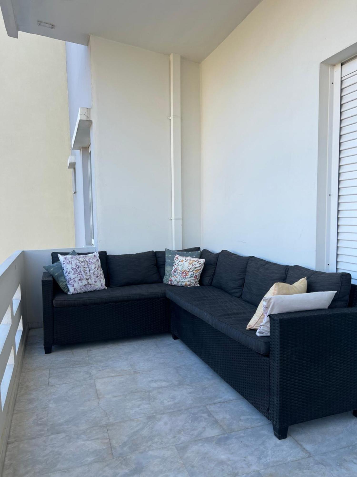 Christina_apt Khania